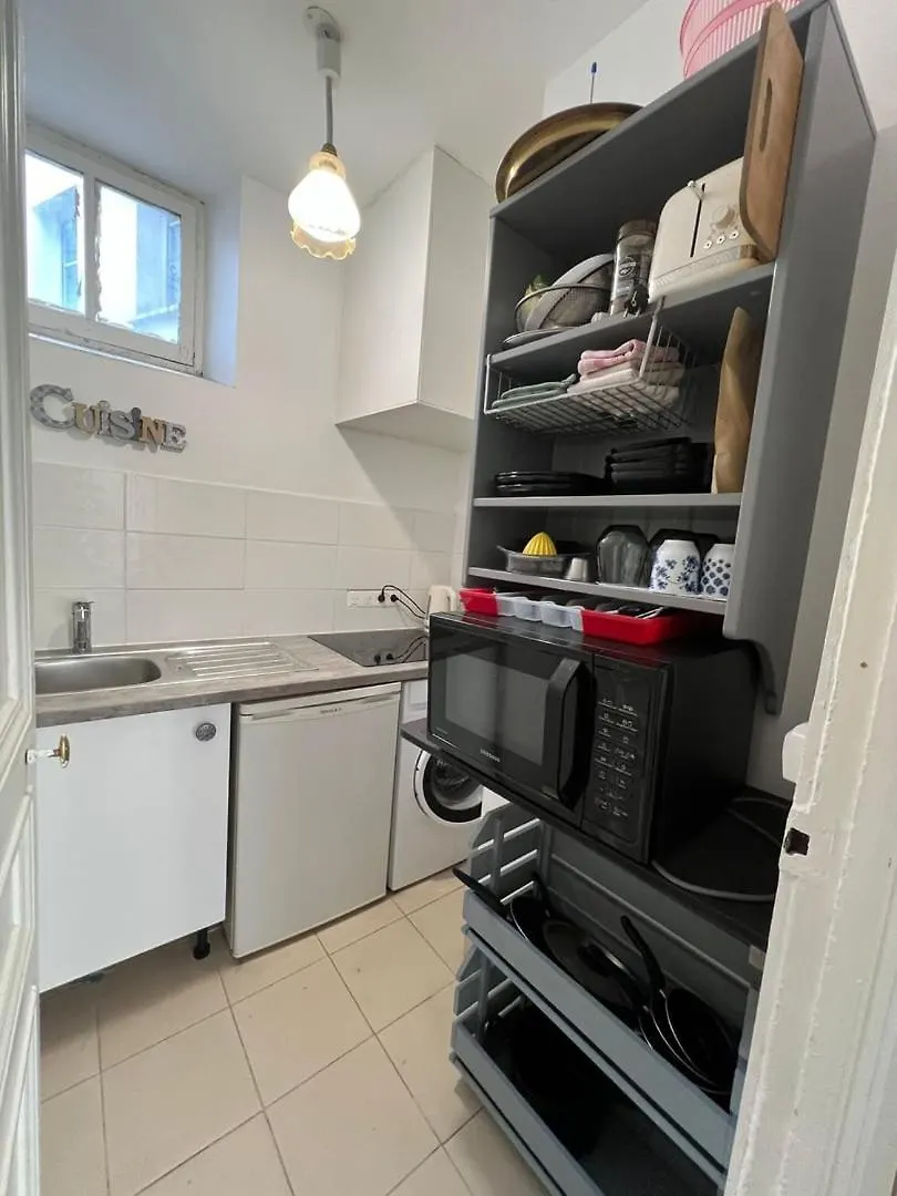 Apartment Le Glorieux - Lumineux & Central - Arc De Triomphe Paris
